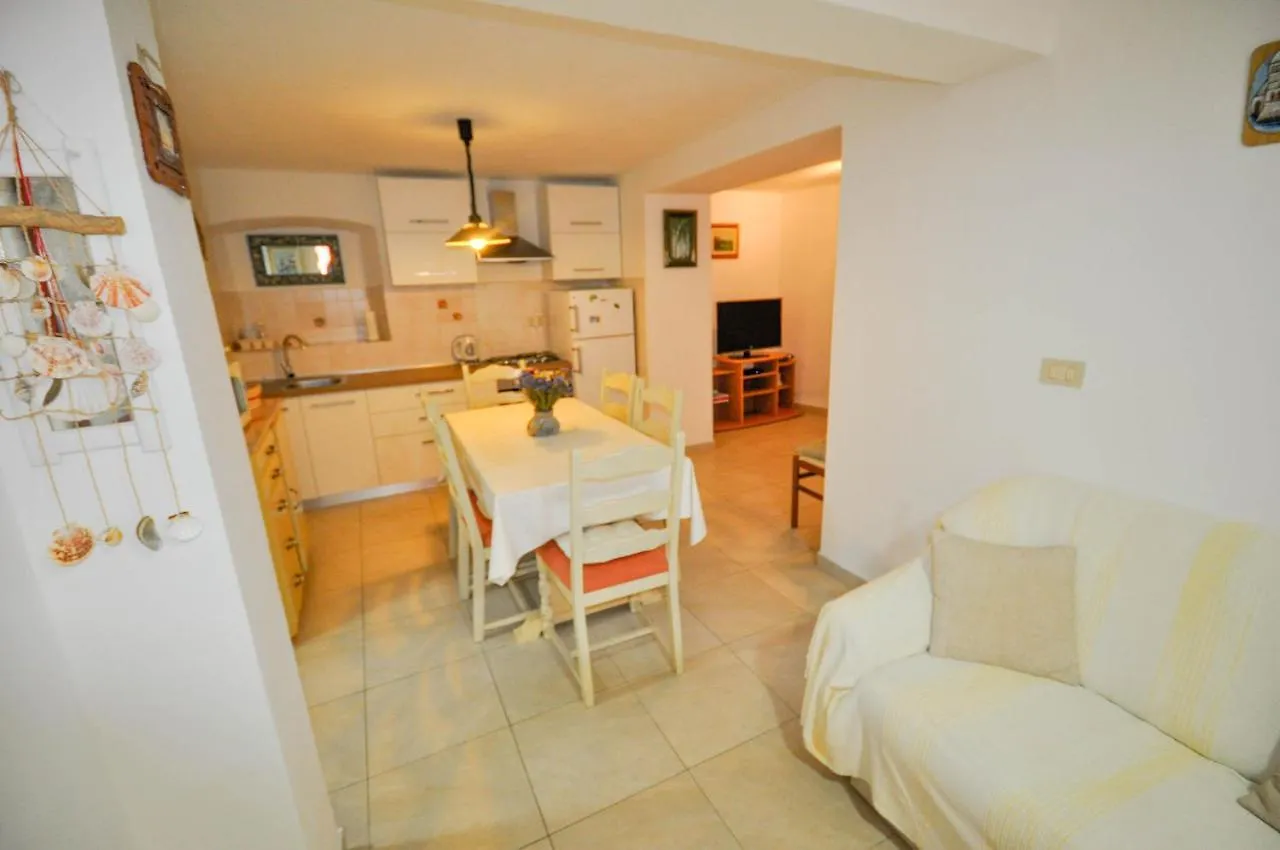 Miro Apartment Novigrad Istria